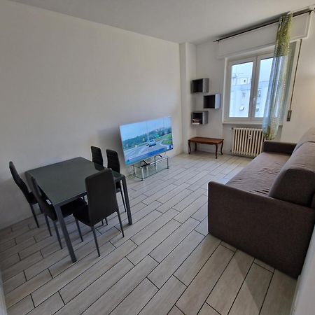 Parkside Heaven Milano Affori Apartment Luaran gambar